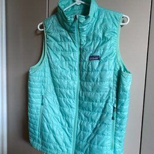 PATAGONIA NANO PUFF PRIMALOFT VEST IN TURQUOISE MINT GREEN SZ L